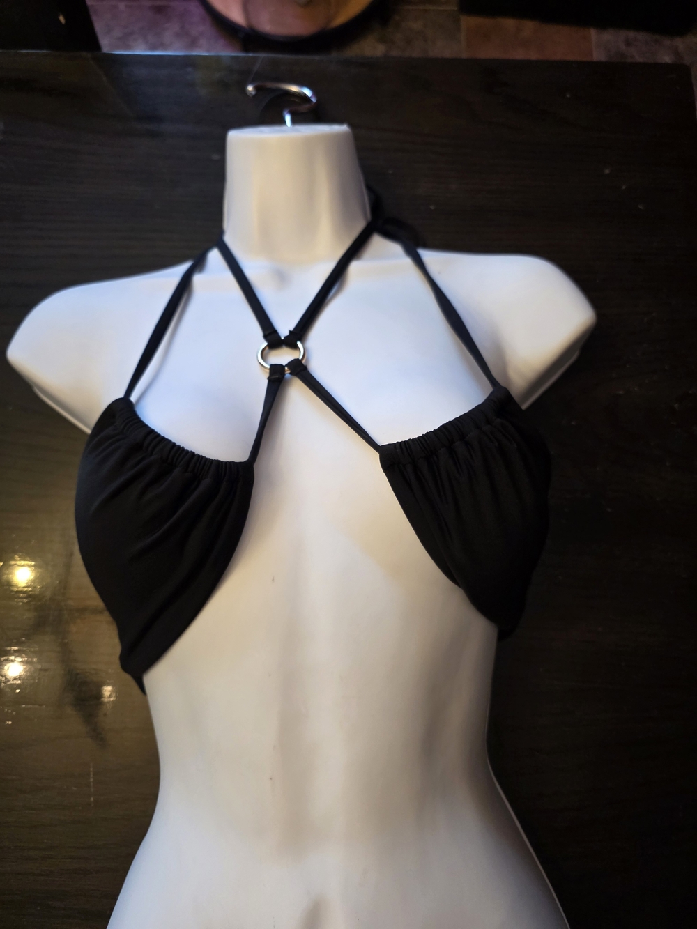 Berry Beachy Black Strappy Ring Halter Bikini Top Xs